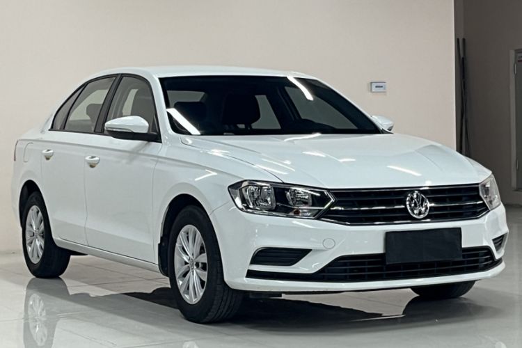 Used Volkswagen Bora 2016 1.6L Automatic Fashion Model Exterior 5