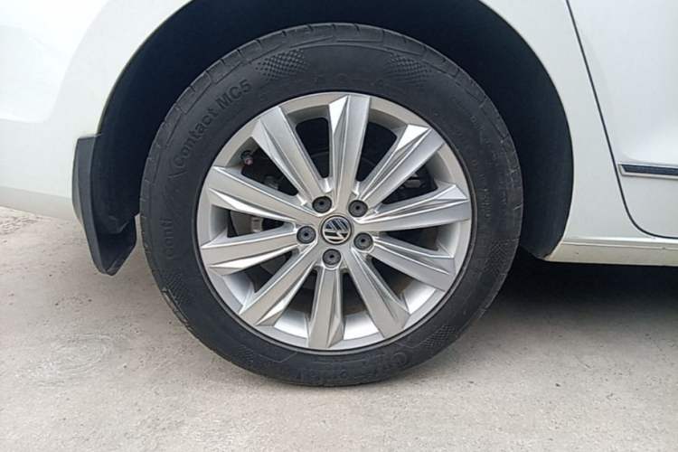 Used Volkswagen Bora 2016 1.6L Automatic Comfort Model Exterior 5