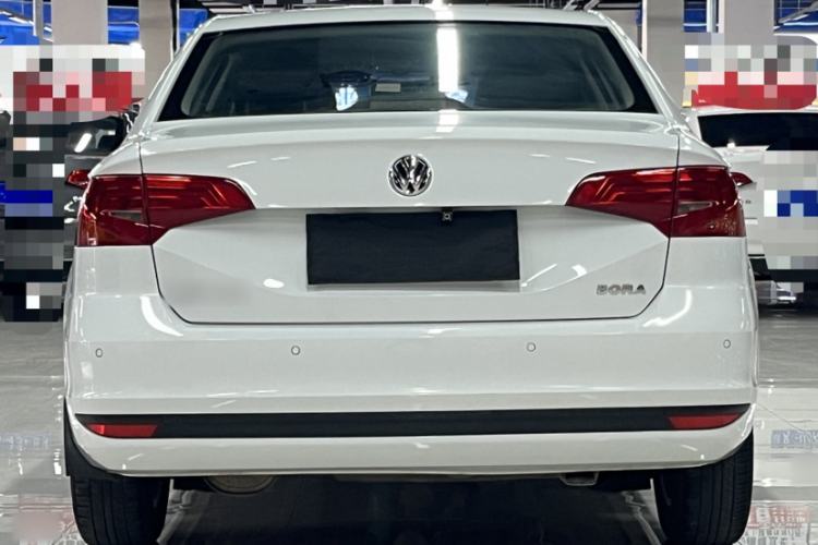 Used Volkswagen Bora 2016 1.6L Automatic Fashion Model Exterior 7