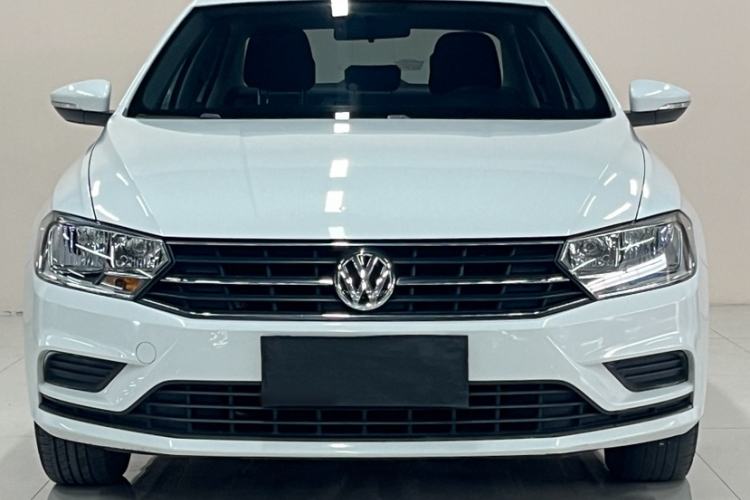 Used Volkswagen Bora 2016 1.6L Automatic Fashion Model Exterior 9