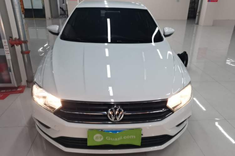 Used Volkswagen Bora 2016 1.6L Automatic Fashion Model Front