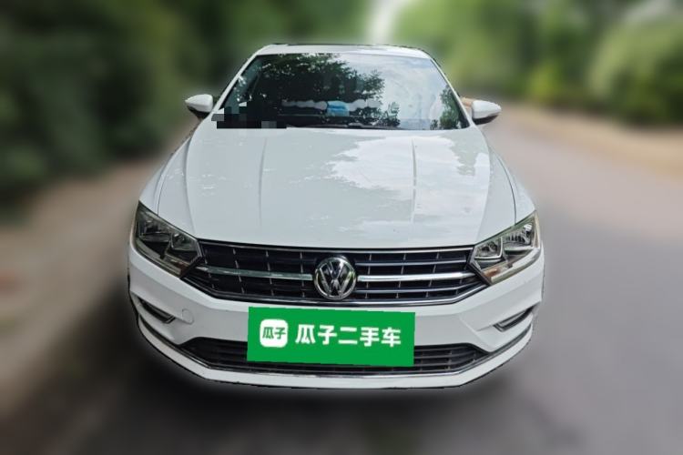 Used Volkswagen Bora 2016 1.6L Manual Comfort Model Front