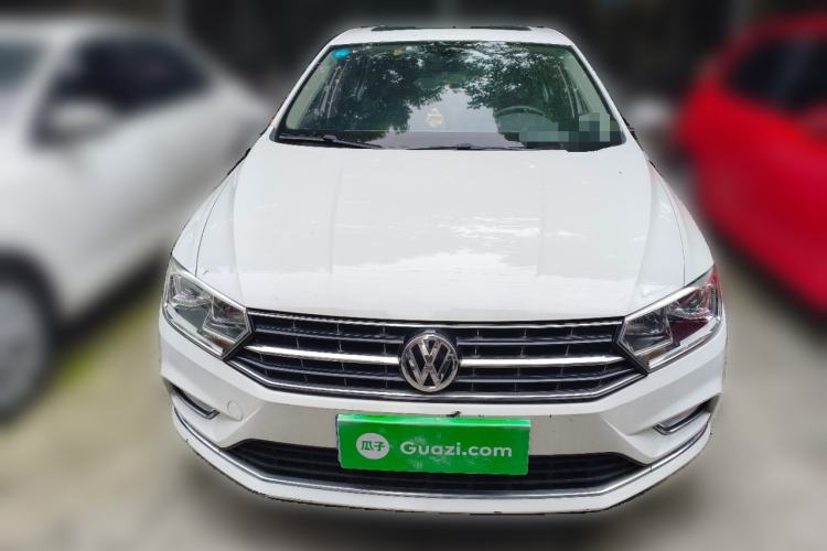 Used Volkswagen Bora 2016 1.6L Automatic Luxury Model Front