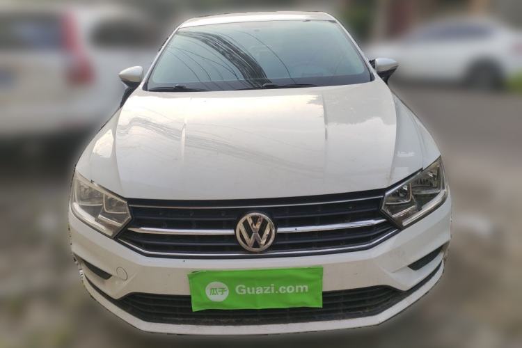 Used Volkswagen Bora 2016 1.6L Manual Fashion Edition Front