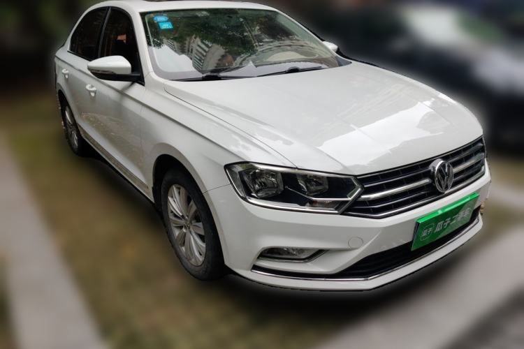 Used Volkswagen Bora 2016 1.6L Automatic Comfort Model Front Right 45 Deg