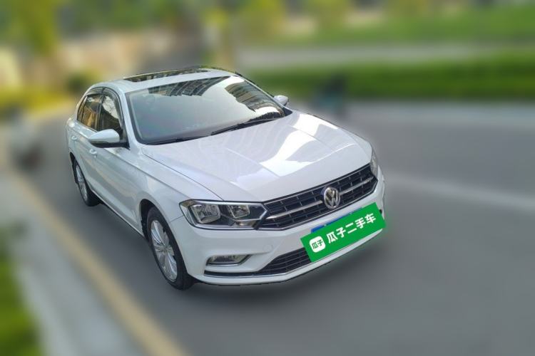Used Volkswagen Bora 2016 1.6L Automatic Comfort Model Front Right 45 Deg
