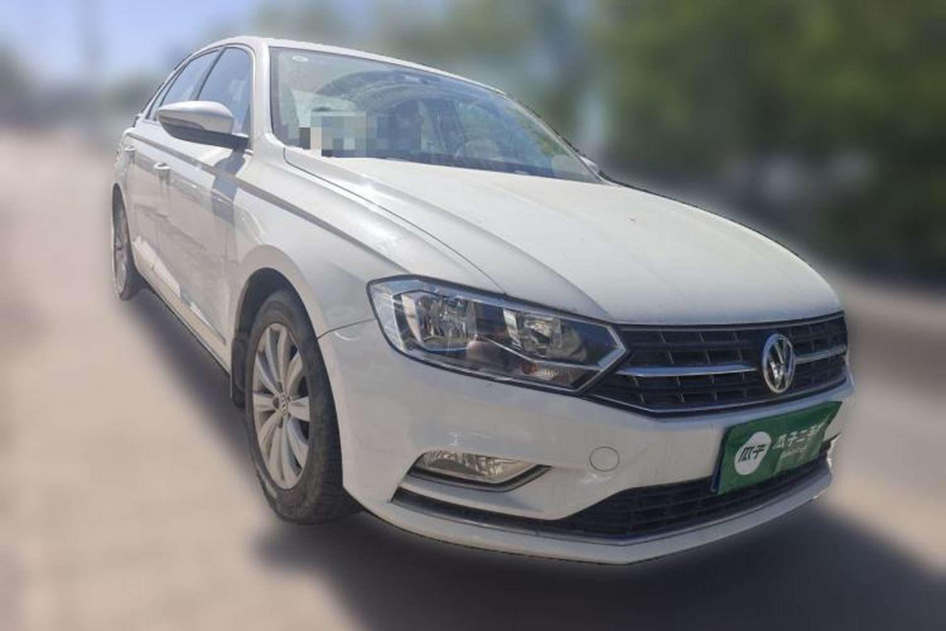 Used Volkswagen Bora 2016 1.6L Manual Comfort Model Front Right 45 Deg