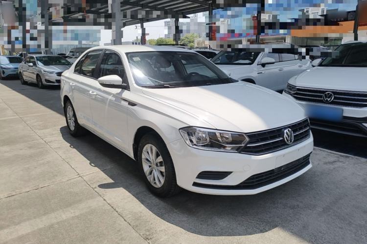Used Volkswagen Bora 2016 1.6L Automatic Fashion Model Front Right 45 Deg