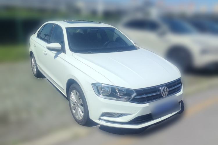 Used Volkswagen Bora 2016 1.6L Automatic Comfort Model Front Right 45 Deg
