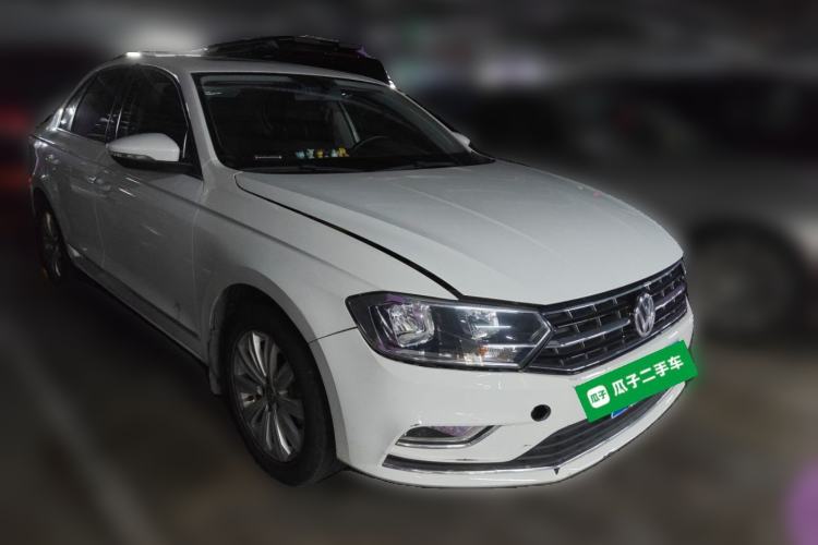 Used Volkswagen Bora 2016 1.6L Automatic Comfort Model Front Right 45 Deg