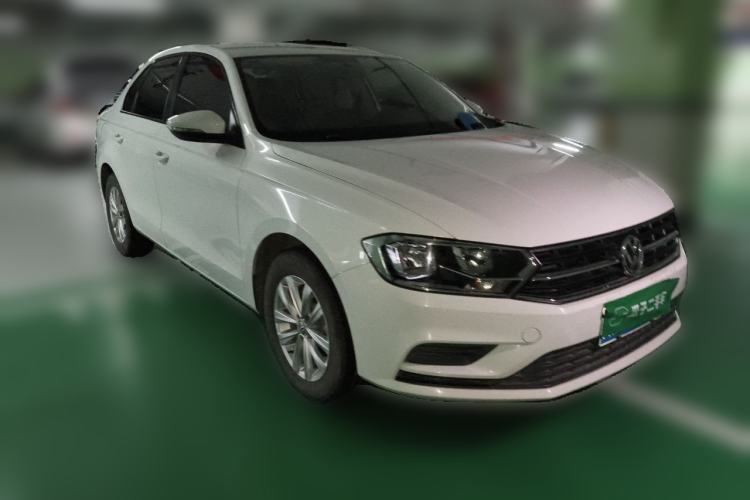 Used Volkswagen Bora 2016 1.6L Manual Fashion Edition Front Right 45 Deg