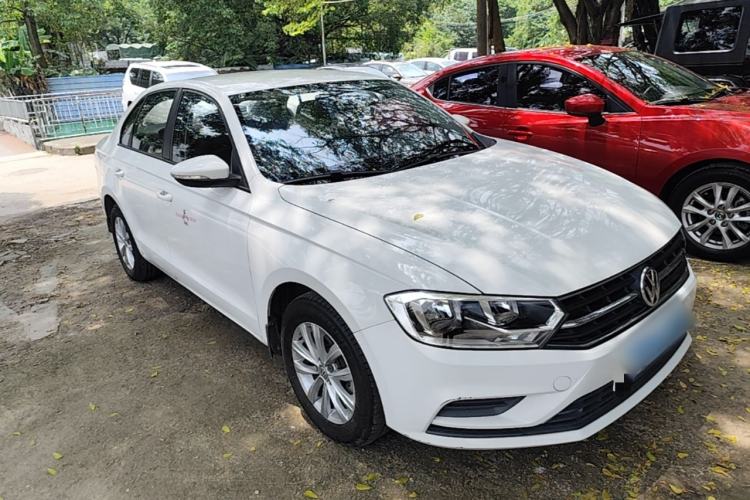 Used Volkswagen Bora 2016 1.6L Automatic Fashion Model Front Right 45 Deg
