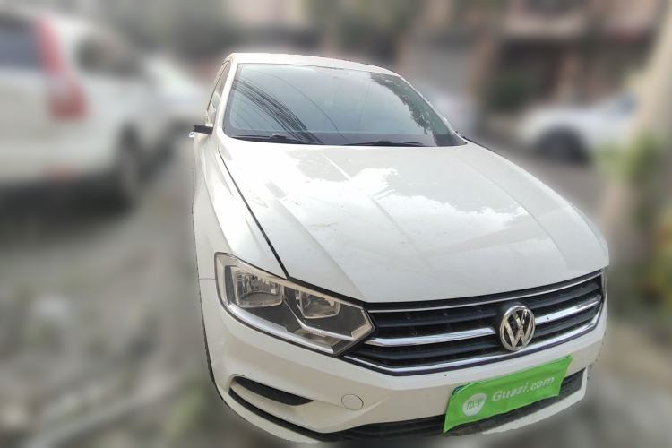 Used Volkswagen Bora 2016 1.6L Manual Fashion Edition Front Right 45 Deg