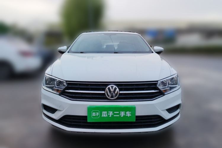 Used Volkswagen Bora 2016 1.6L Manual Fashion Edition Front