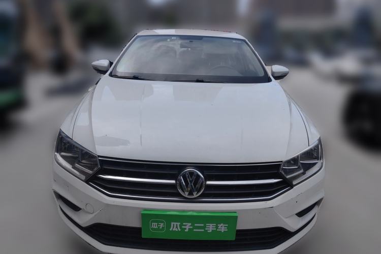 Used Volkswagen Bora 2016 1.6L Manual Fashion Edition Front