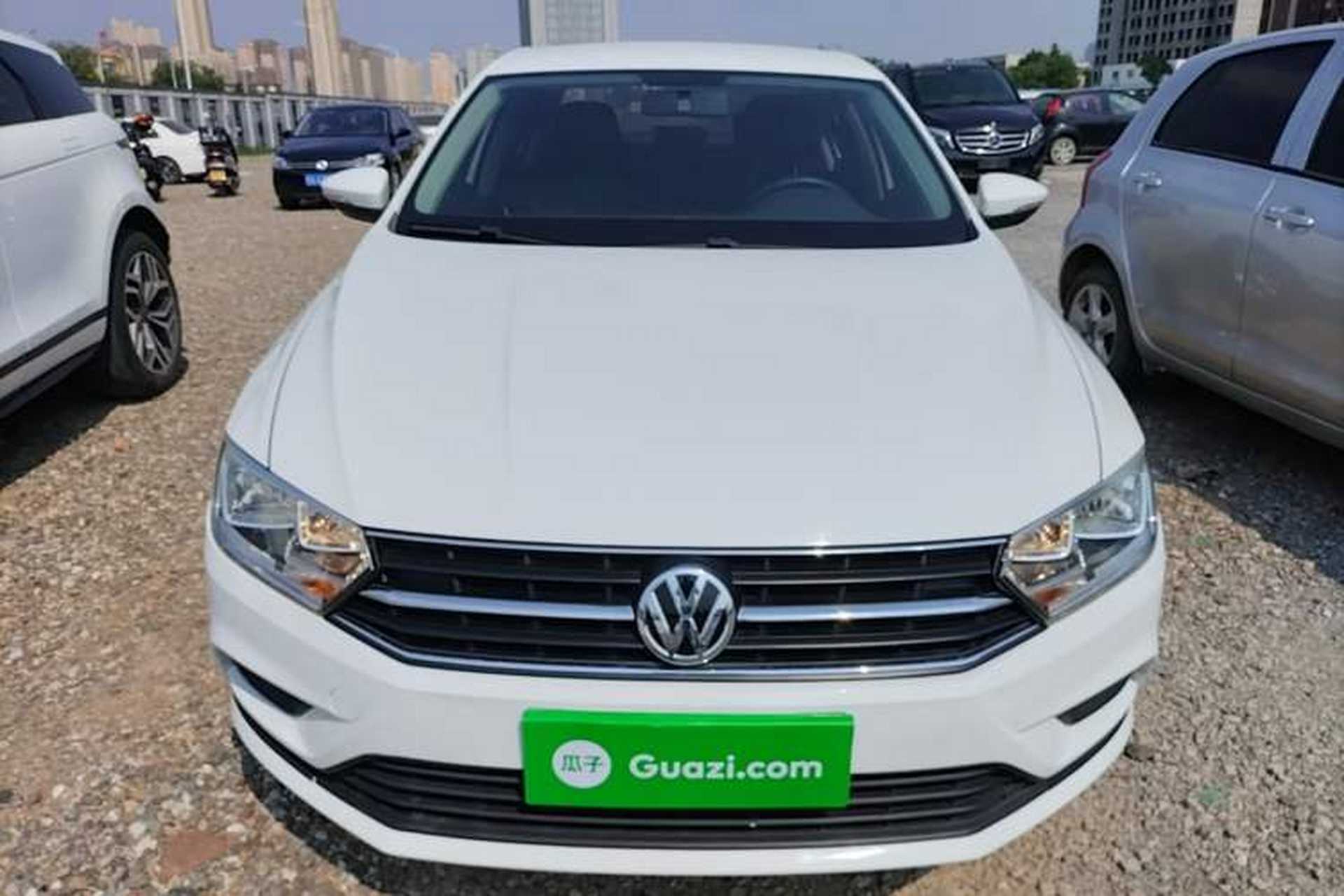 Used Volkswagen Bora 2016 1.6L Manual Fashion Edition Front