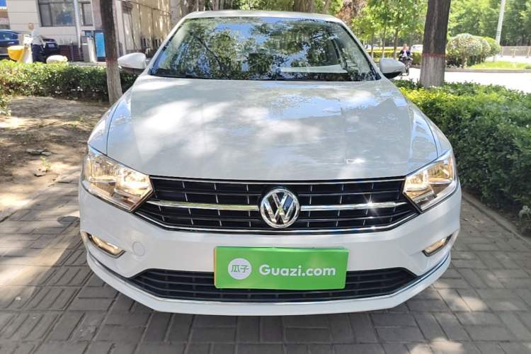 Used Volkswagen Bora 2016 1.6L Manual Comfort Model Front