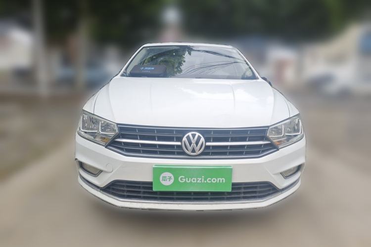Used Volkswagen Bora 2016 1.6L Manual Comfort Model Front