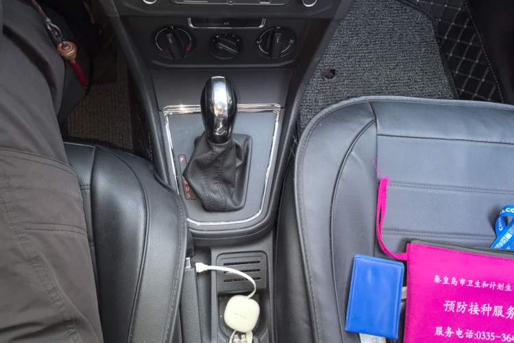 Used Volkswagen Bora 2016 1.6L Automatic Fashion Model Gear Lever