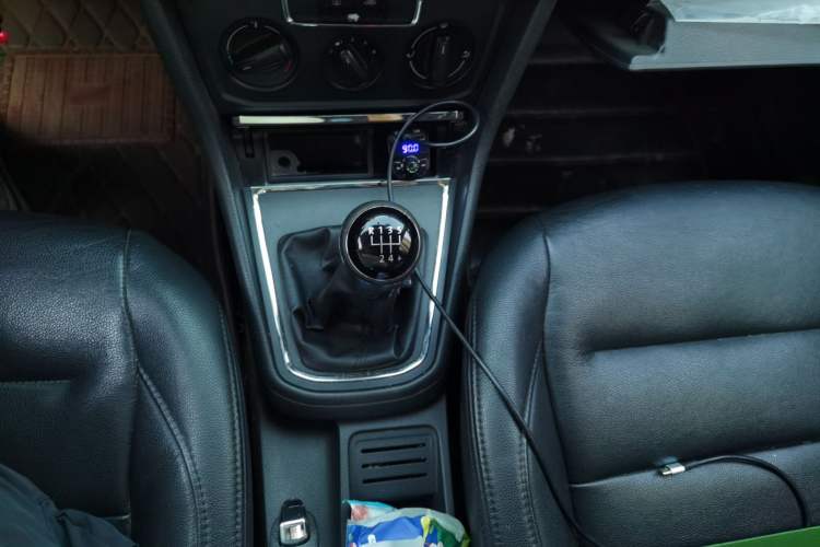 Used Volkswagen Bora 2016 1.6L Manual Fashion Edition Gear Lever