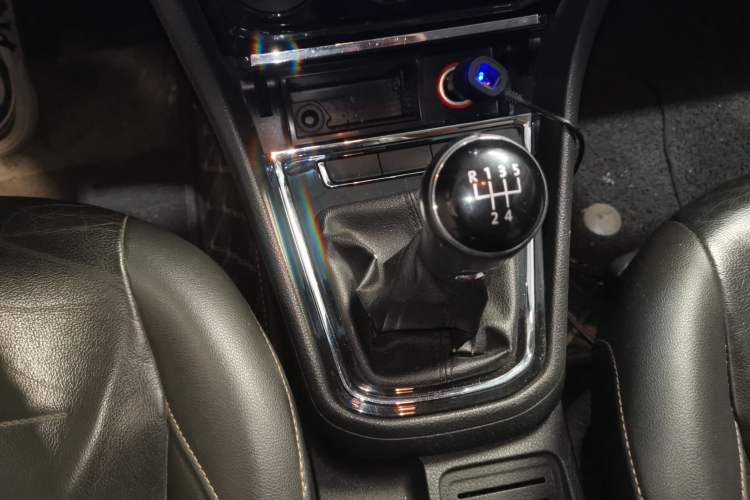 Used Volkswagen Bora 2016 1.6L Manual Comfort Model Gear Lever