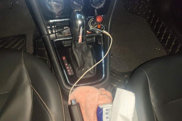 Used Volkswagen Bora 2016 230TSI DSG Comfort Model Gear Lever