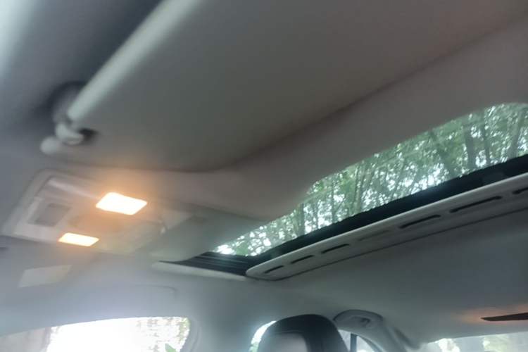 Used Volkswagen Bora 2016 1.6L Automatic Comfort Model Headliner