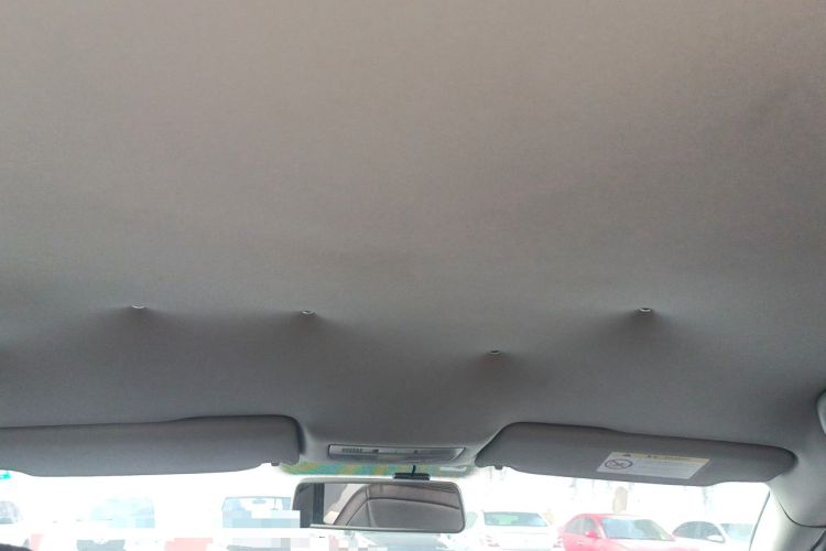 Used Volkswagen Bora 2016 1.6L Manual Fashion Edition Headliner