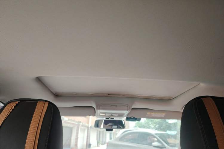 Used Volkswagen Bora 2016 1.6L Automatic Comfort Model Headliner