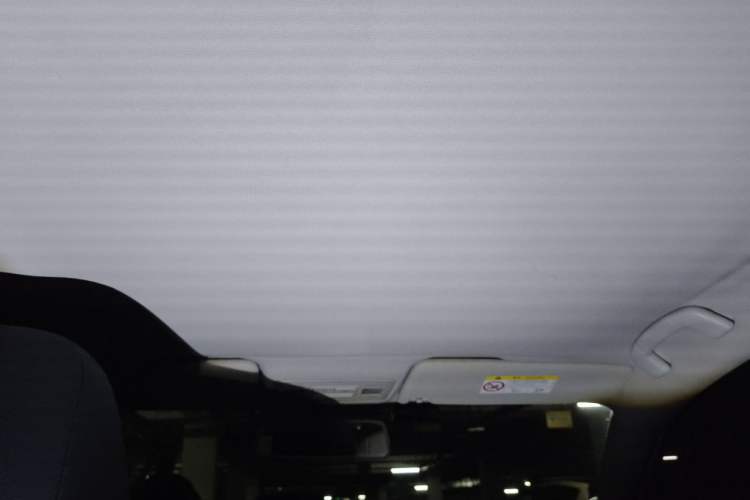 Used Volkswagen Bora 2016 1.6L Automatic Fashion Model Headliner