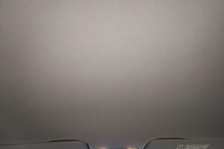 Used Volkswagen Bora 2016 1.6L Automatic Fashion Model Headliner
