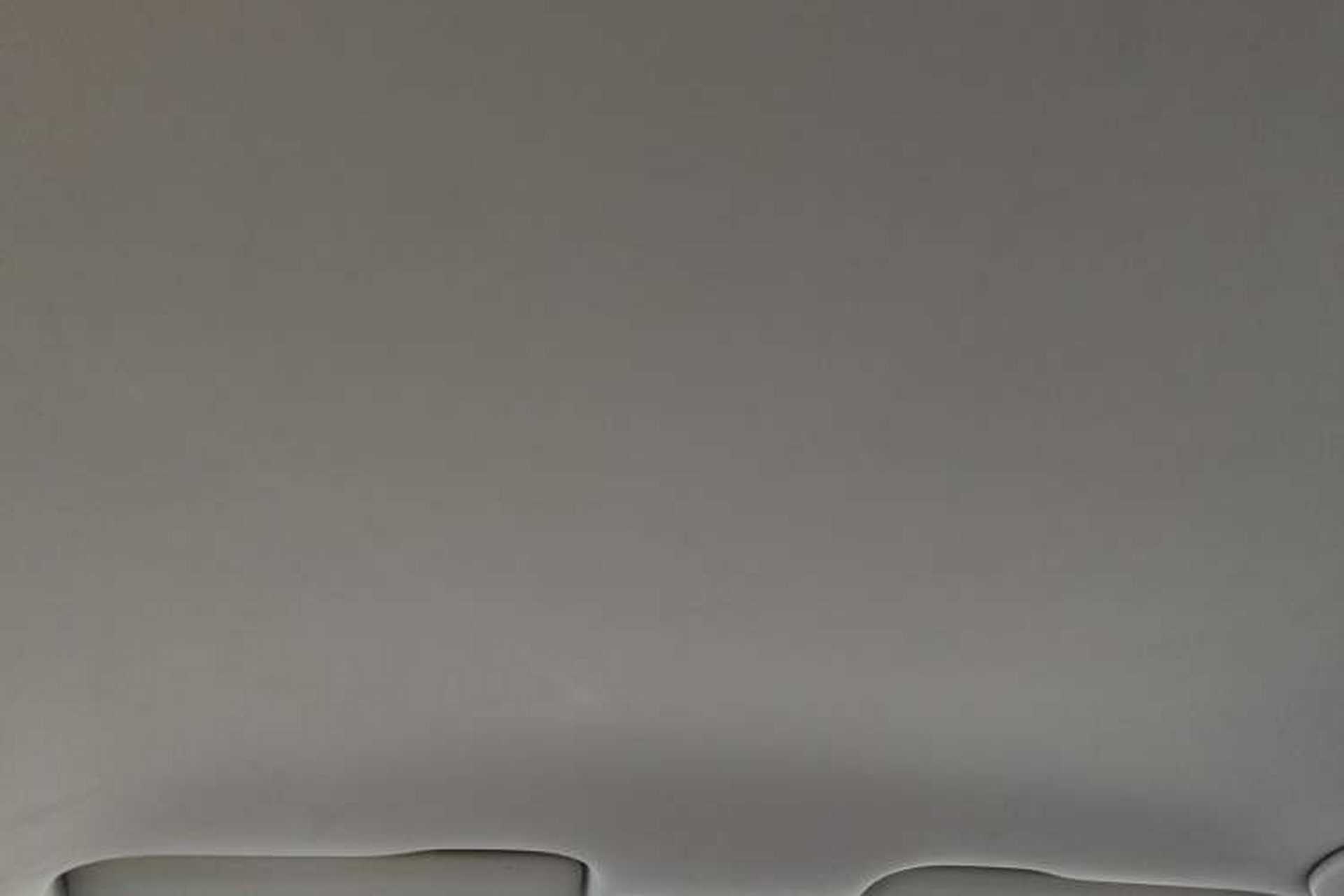 Used Volkswagen Bora 2016 1.6L Automatic Fashion Model Headliner