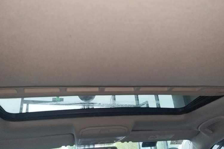Used Volkswagen Bora 2016 1.6L Automatic Comfort Model Headliner
