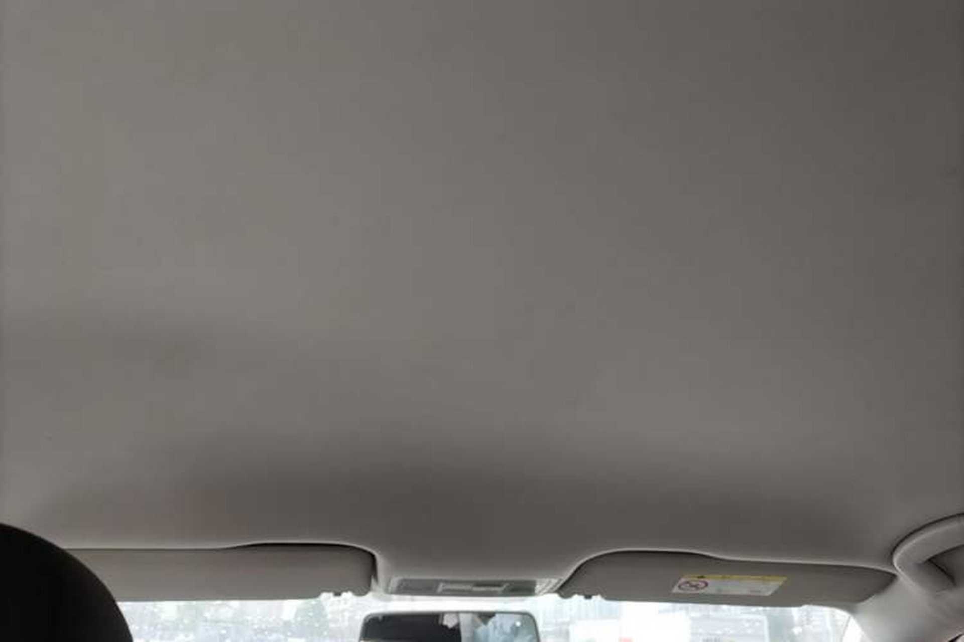 Used Volkswagen Bora 2016 1.6L Manual Fashion Edition Headliner