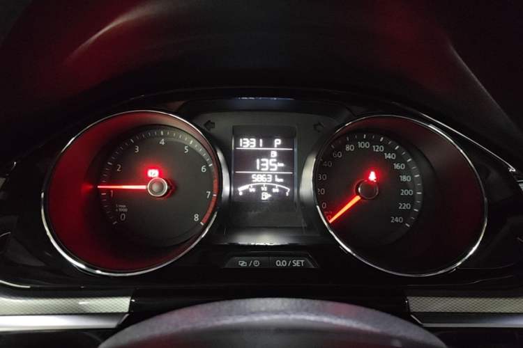 Used Volkswagen Bora 2016 1.6L Automatic Comfort Model Instrument Cluster