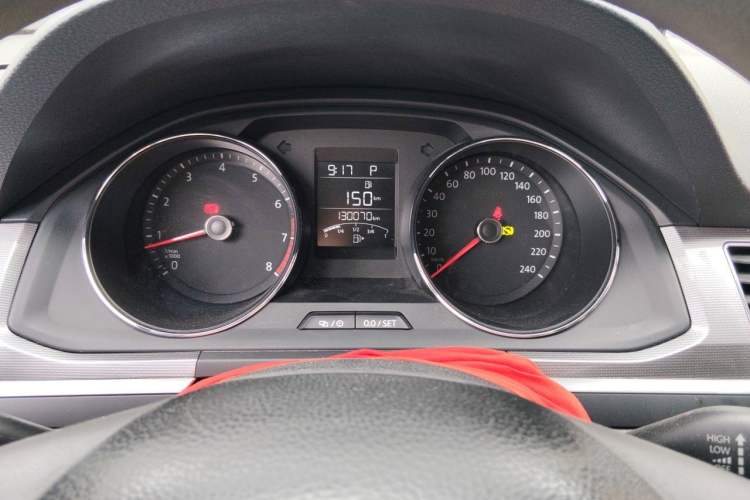 Used Volkswagen Bora 2016 1.6L Automatic Fashion Model Instrument Cluster