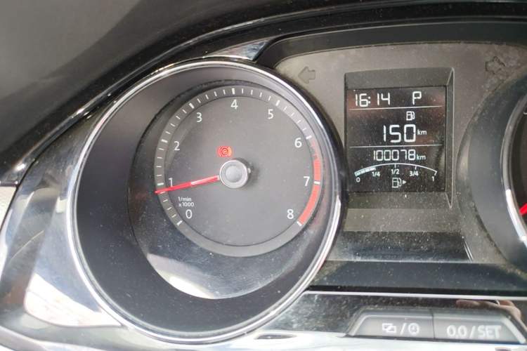 Used Volkswagen Bora 2016 1.6L Automatic Comfort Model Instrument Cluster