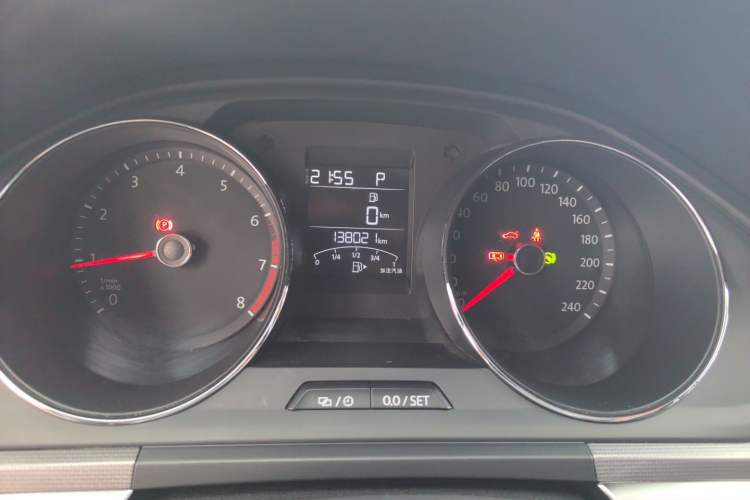 Used Volkswagen Bora 2016 1.6L Automatic Fashion Model Instrument Cluster