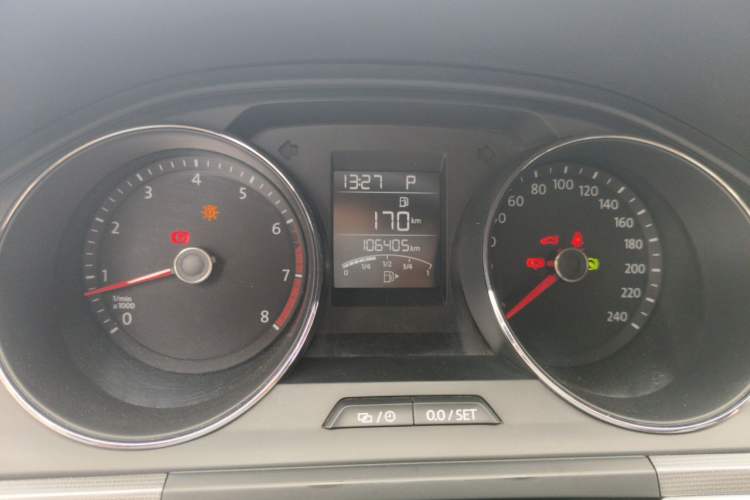 Used Volkswagen Bora 2016 1.6L Automatic Fashion Model Instrument Cluster