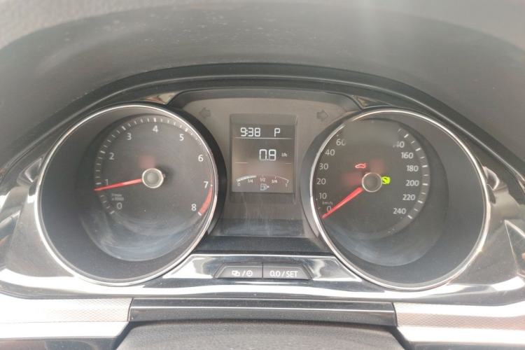 Used Volkswagen Bora 2016 1.6L Automatic Comfort Model Instrument Cluster
