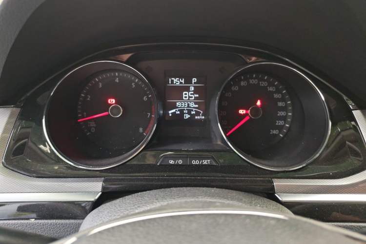 Used Volkswagen Bora 2016 1.6L Automatic Comfort Model Instrument Cluster