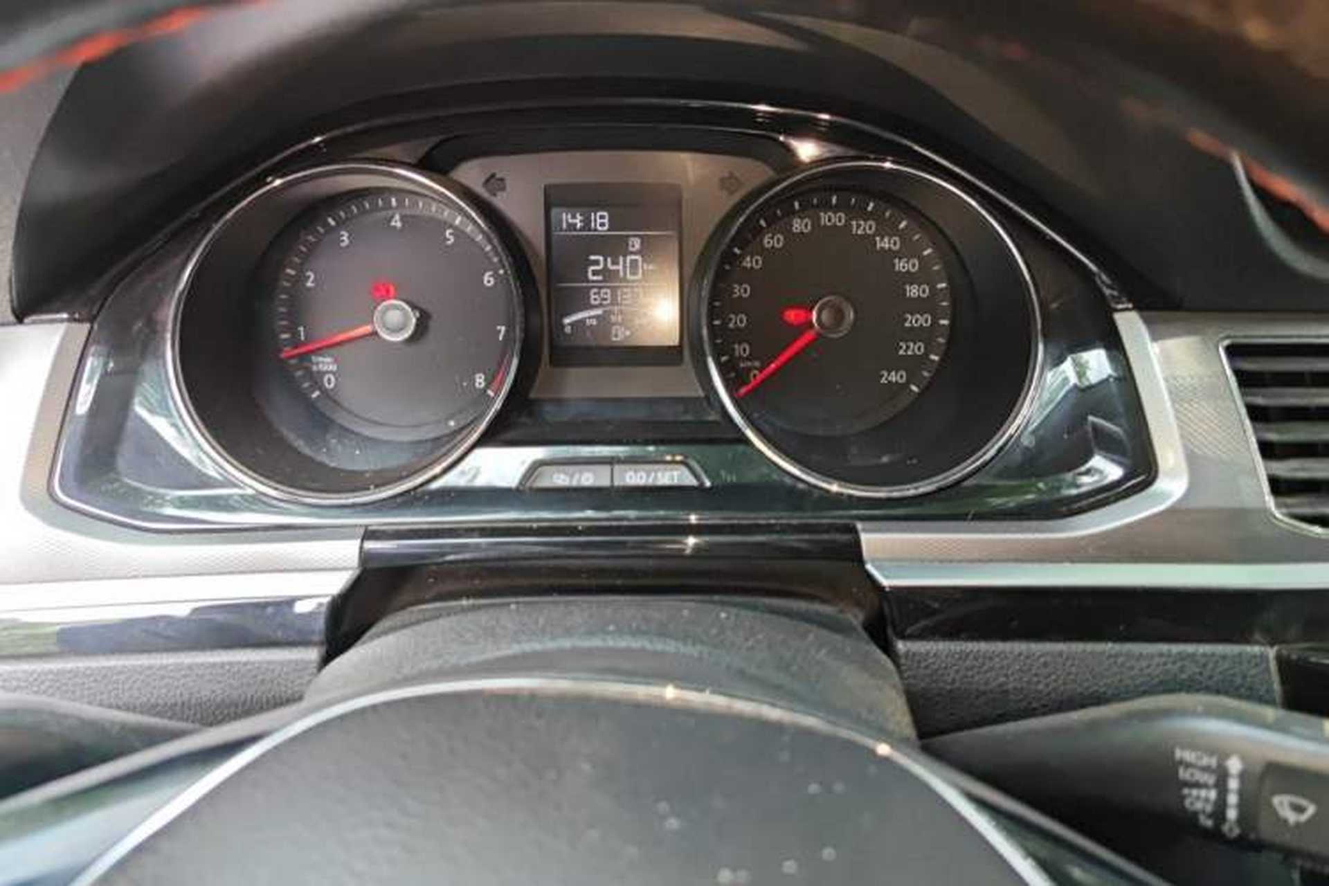 Used Volkswagen Bora 2016 1.6L Manual Comfort Model Instrument Cluster