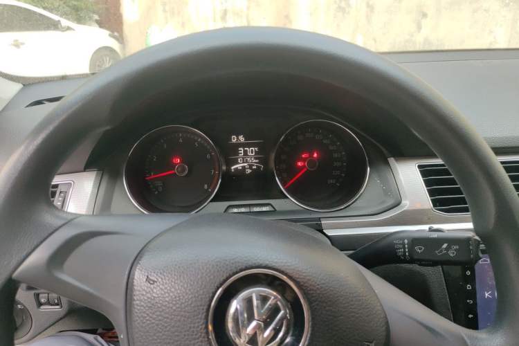 Used Volkswagen Bora 2016 1.6L Manual Fashion Edition Instrument Cluster