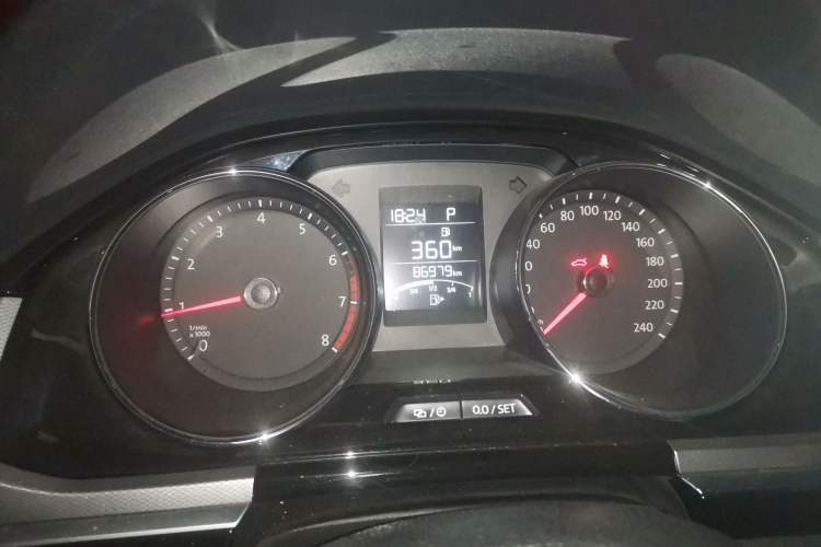 Used Volkswagen Bora 2016 1.6L Automatic Comfort Model Instrument Cluster