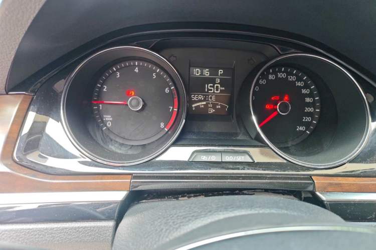 Used Volkswagen Bora 2016 1.6L Automatic Luxury Model Instrument Cluster