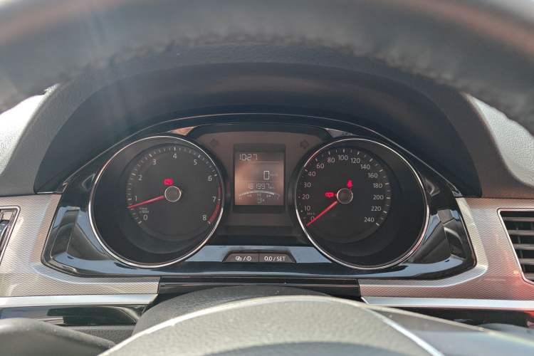 Used Volkswagen Bora 2016 1.6L Manual Comfort Model Instrument Cluster