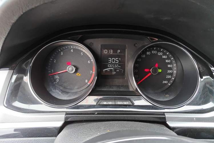 Used Volkswagen Bora 2016 230TSI DSG Comfort Model Instrument Cluster