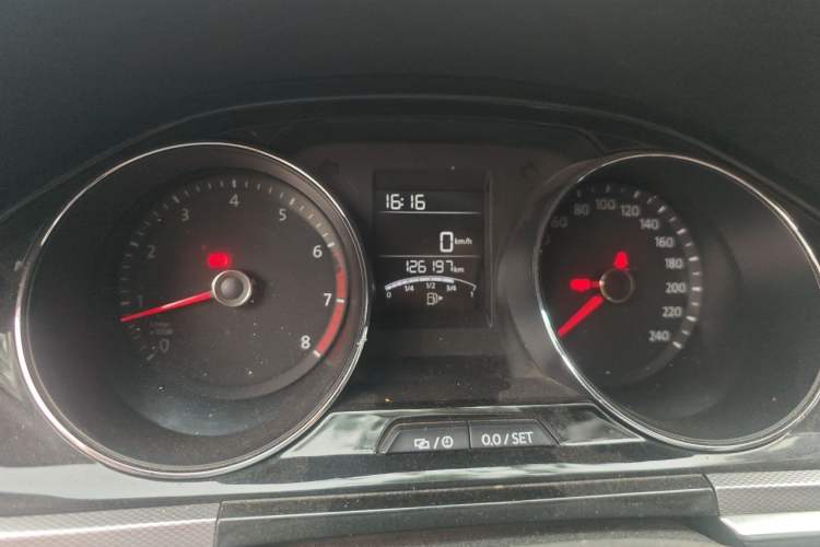 Used Volkswagen Bora 2016 1.6L Manual Comfort Model Instrument Cluster