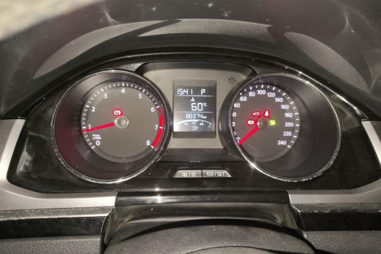 Used Volkswagen Bora 2016 1.6L Automatic Comfort Model Instrument Cluster