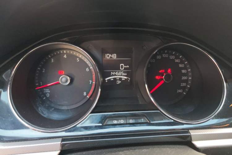 Used Volkswagen Bora 2016 1.6L Manual Comfort Model Instrument Cluster
